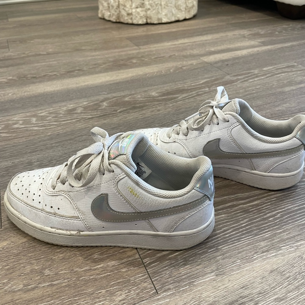 Holographic check Nikes!